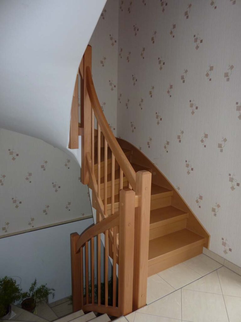 Renovierung einer Betontreppe mit Stufen KS Buche + Steigungsgeländer